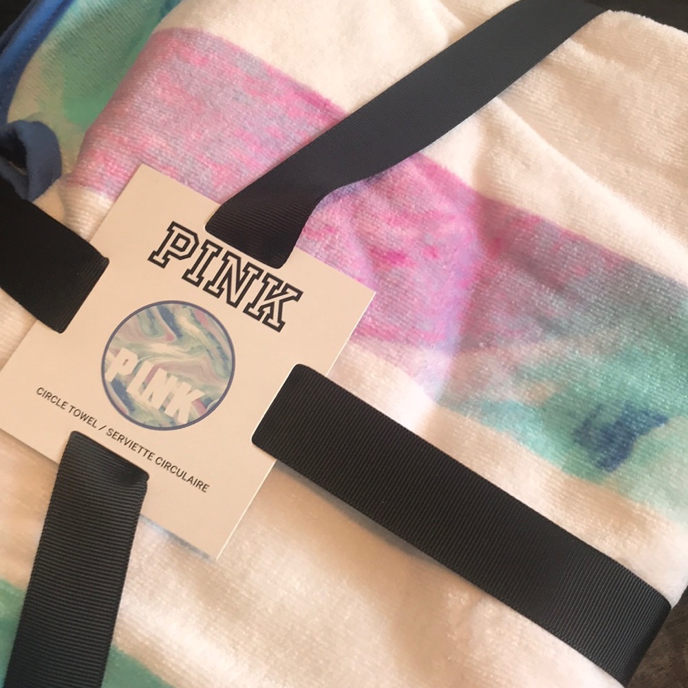 BNIP VS PINK ROUND TOWEL - Picture 2 of 4